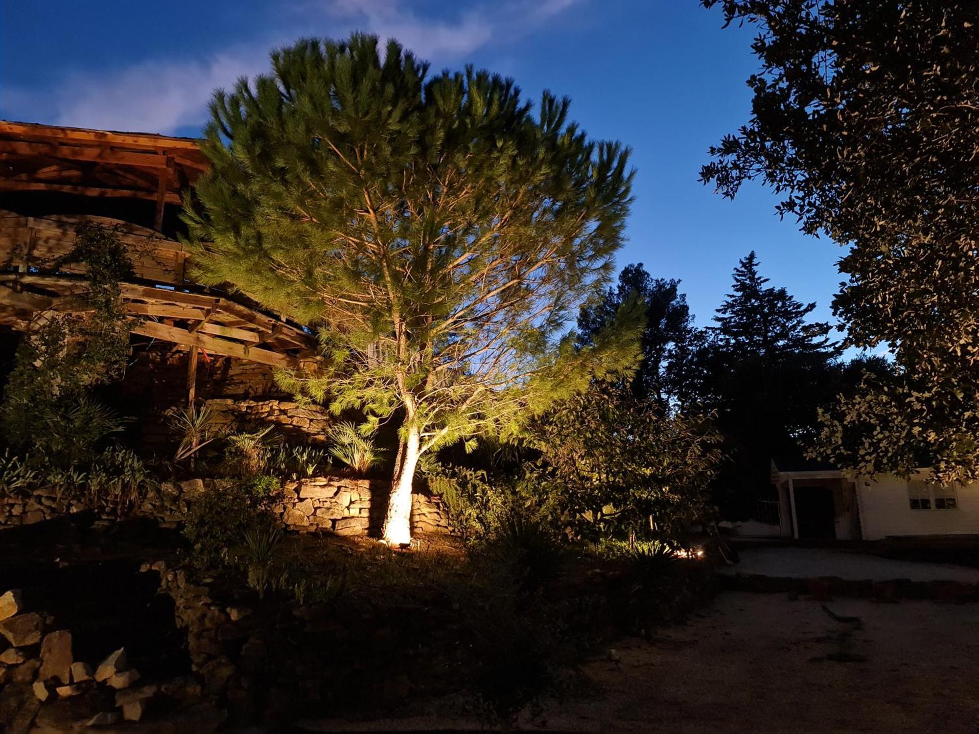 Appartement Vue Montagne Garéoult Eksteriør billede