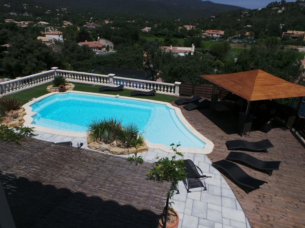 Appartement Vue Montagne Garéoult Eksteriør billede